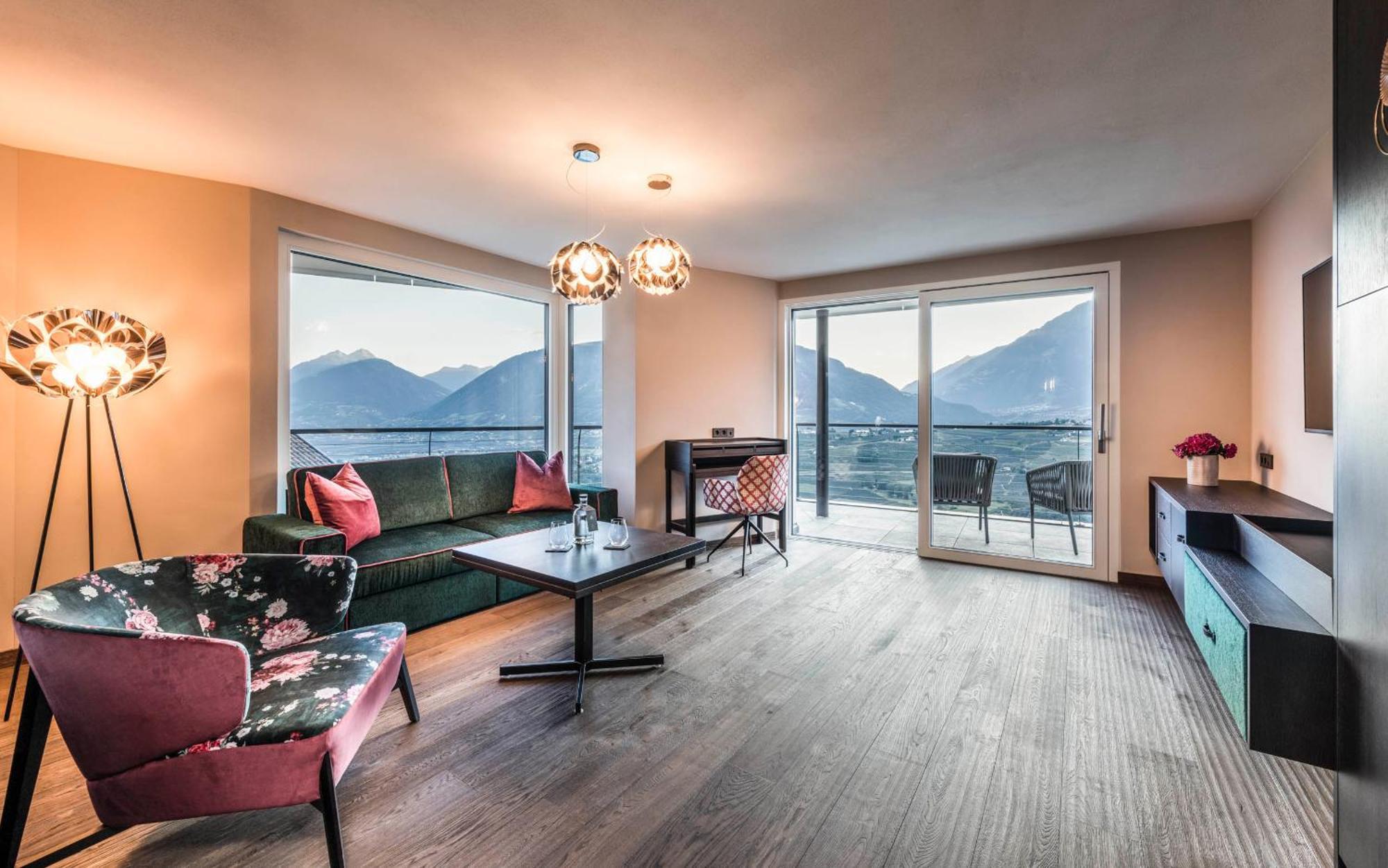 Prunner Luxury Suites - Adults Only Schenna Room photo